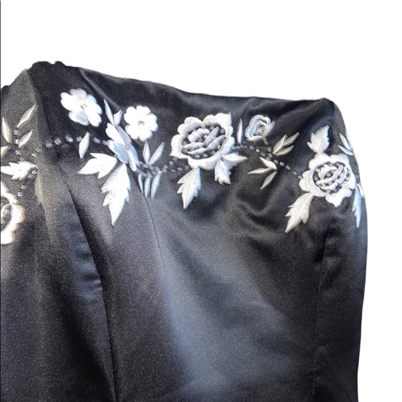 Faviana 7/8 black satin strapless full length dress, embroidery, beading & train - Picture 6 of 13